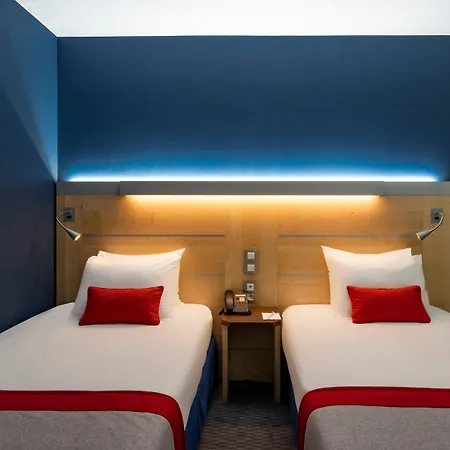 Express Paris-canal De La By Ihg Hotel Paris