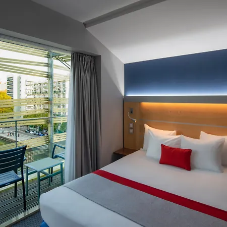 Express Paris-canal De La By Ihg Paříž