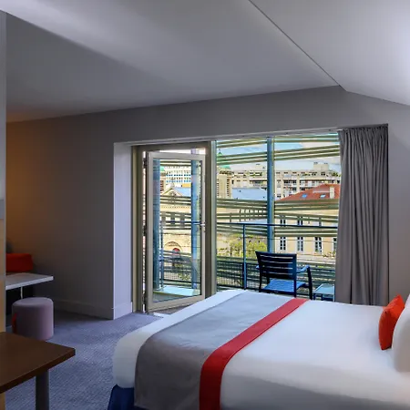 Express Paris-canal De La By Ihg 3* Paris
