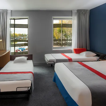 Express Paris-canal De La By Ihg Hotel