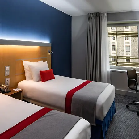 Express Paris-canal De La By Ihg