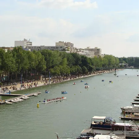 Express Paris-canal De La By Ihg Hotel Paris
