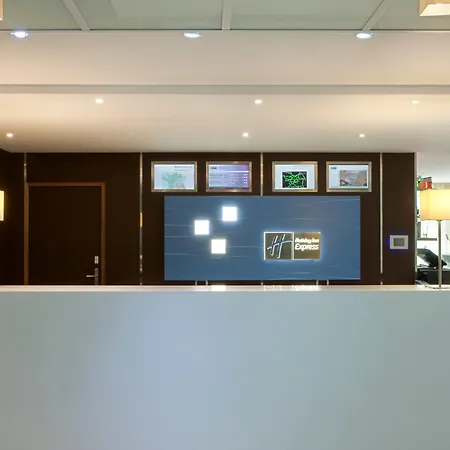 Express Paris-canal De La By Ihg Hotel Paris