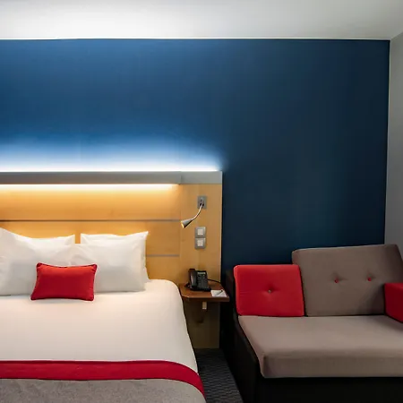 Express Paris-canal De La By Ihg 3* Paris