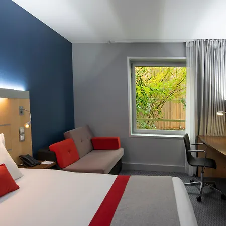 Express Paris-canal De La By Ihg 3* Paris