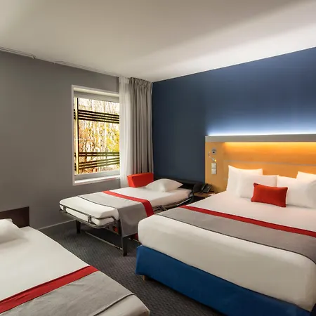Express Paris-canal De La By Ihg Hotel