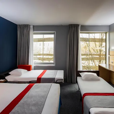 Hotel Express Paris-canal De La By Ihg Paris