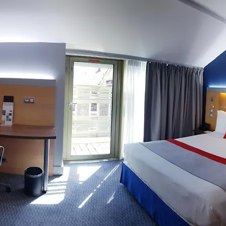Express Paris-canal De La By Ihg Hotel