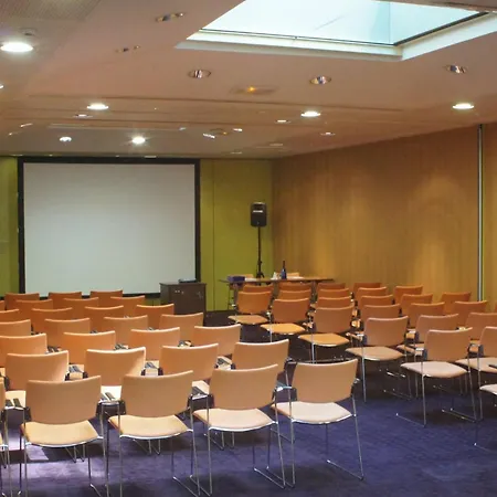 Express Paris-canal De La By Ihg Hotel 3*