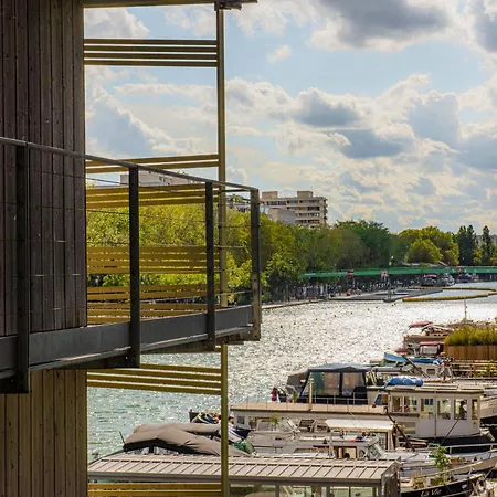 Hotel Express Paris-canal De La By Ihg