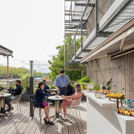 Express Paris-canal De La By Ihg Hotel Paris