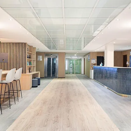 Express Paris-canal De La By Ihg 3* Paris