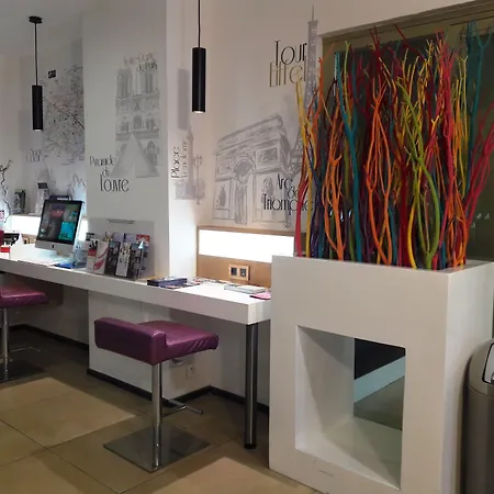 酒店 快捷假日巴黎加纳尔德拉维莱特酒店