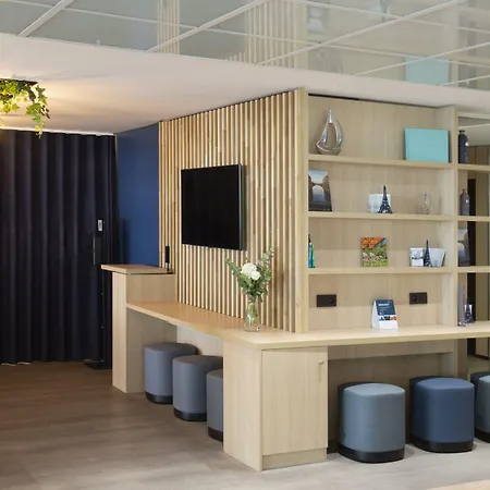 Hotel Express Paris-canal De La By Ihg