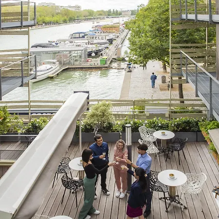 Express Paris-canal De La By Ihg Hotel 3*