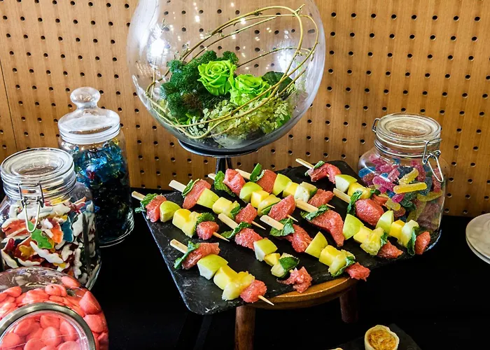 Express Paris-canal De La By Ihg Paris