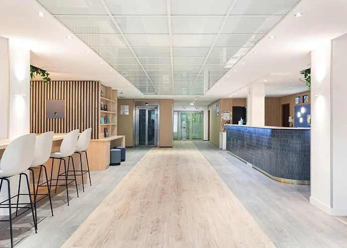 Express Paris-canal De La By Ihg 3* Paris