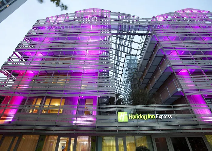 Express Paris-canal De La By Ihg 3*