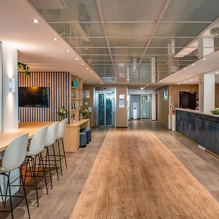 Express Paris-canal De La By Ihg Παρίσι