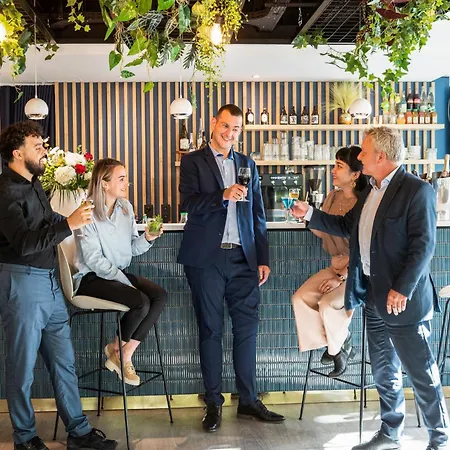 Ξενοδοχείο Express Paris-canal De La By Ihg